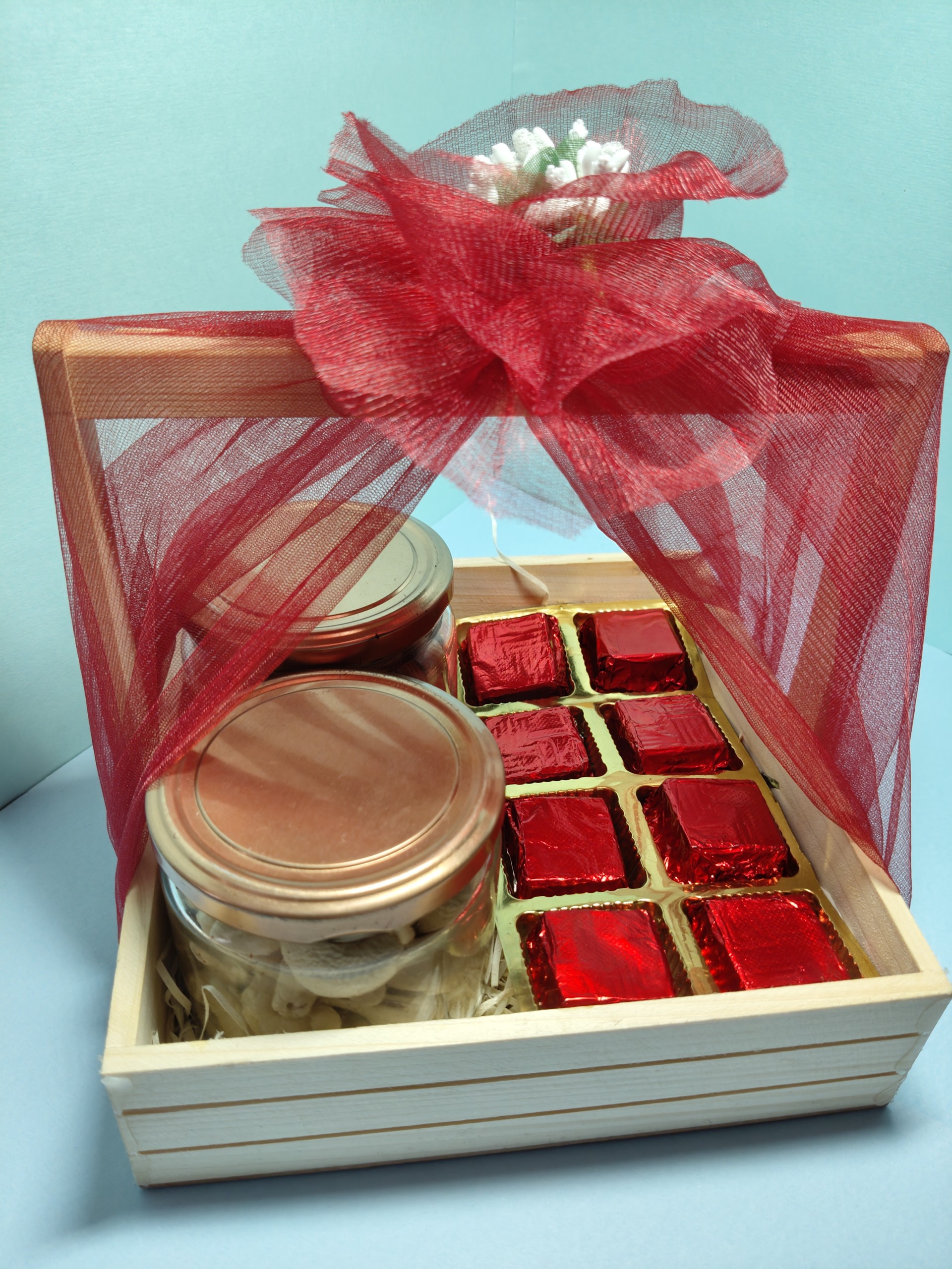 Choco Charm Hamper